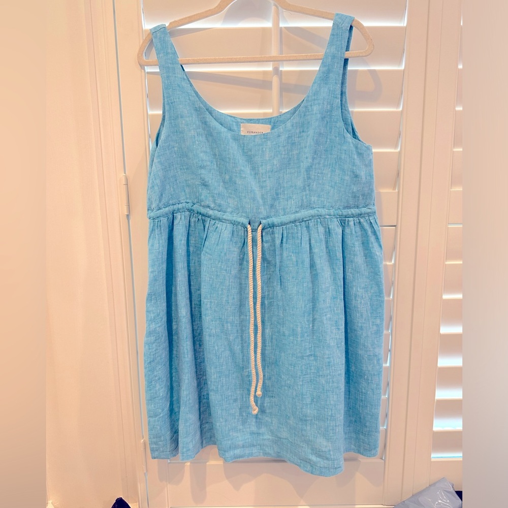 Pomander place EUC. Worn once and dry cleaned